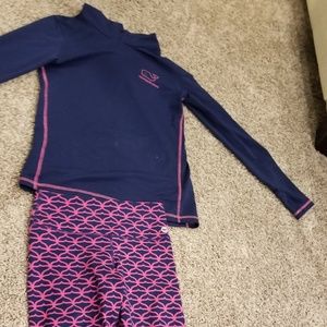 Vineyard vines navy blue and pink outfit sz. Xxs.